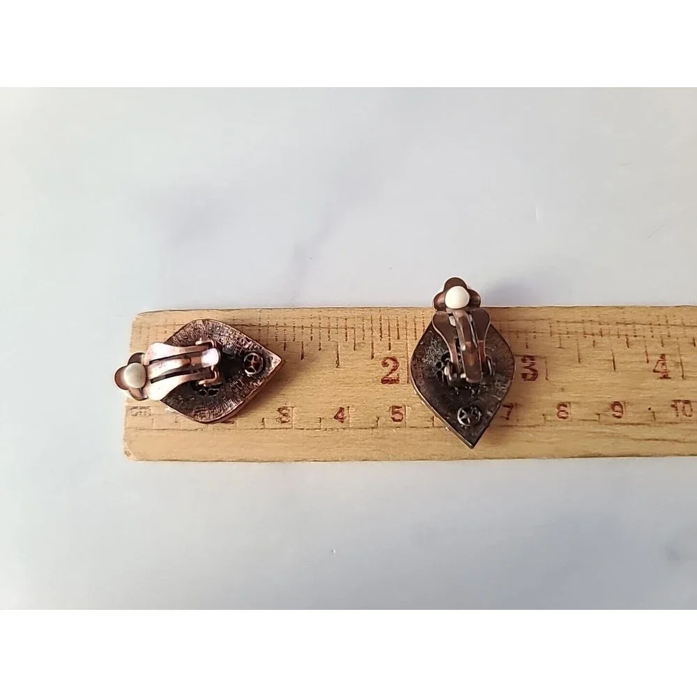 Vintage Filigree Clip-on Earrings